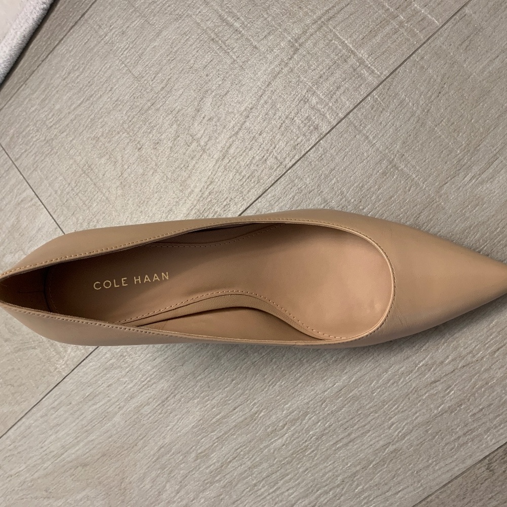 NWT Cole Haan Beige Pumps